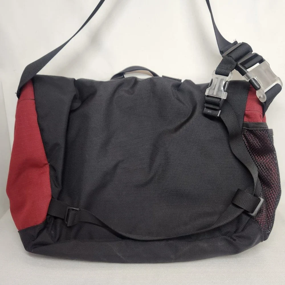 rei musette laptop black red crossbody bag